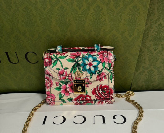 Gucci Brit Roses Print Chain Shoulder Bag