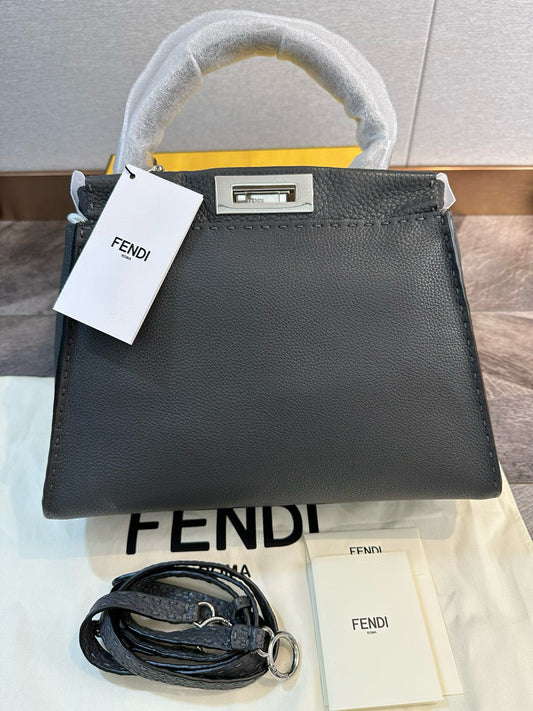 Fendi Peekaboo Handbag Shoulder Bag