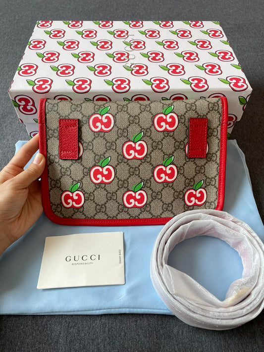 Gucci Supreme Waist Bag Chest Bag