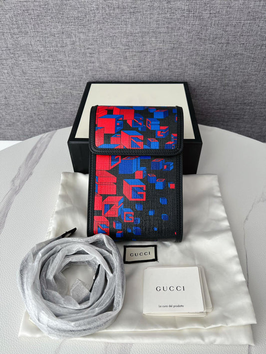 Gucci Flip Phone Holder Shoulder Crossbody Bag