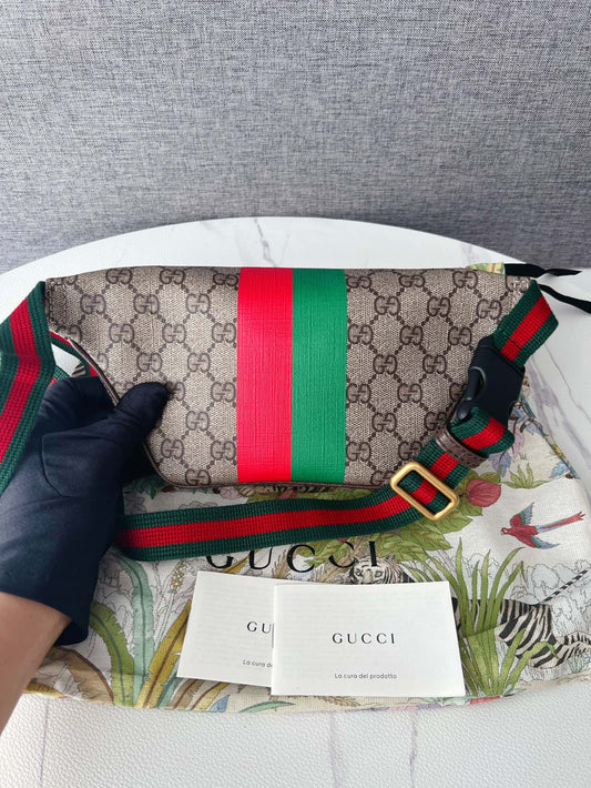 Gucci GG Supreme Tiger Striped Waist Bag Chest Bag