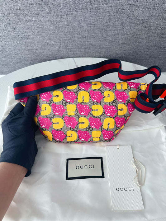 Gucci Strawberry Printed Children's Waist Bag Chest Bag