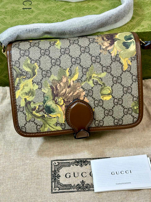 Gucci Supreme GG Retro Saddle Messenger Bag