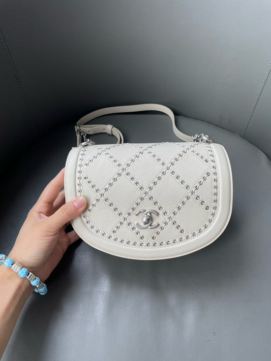 Chanel Diamond Patterned White Saddle Bag