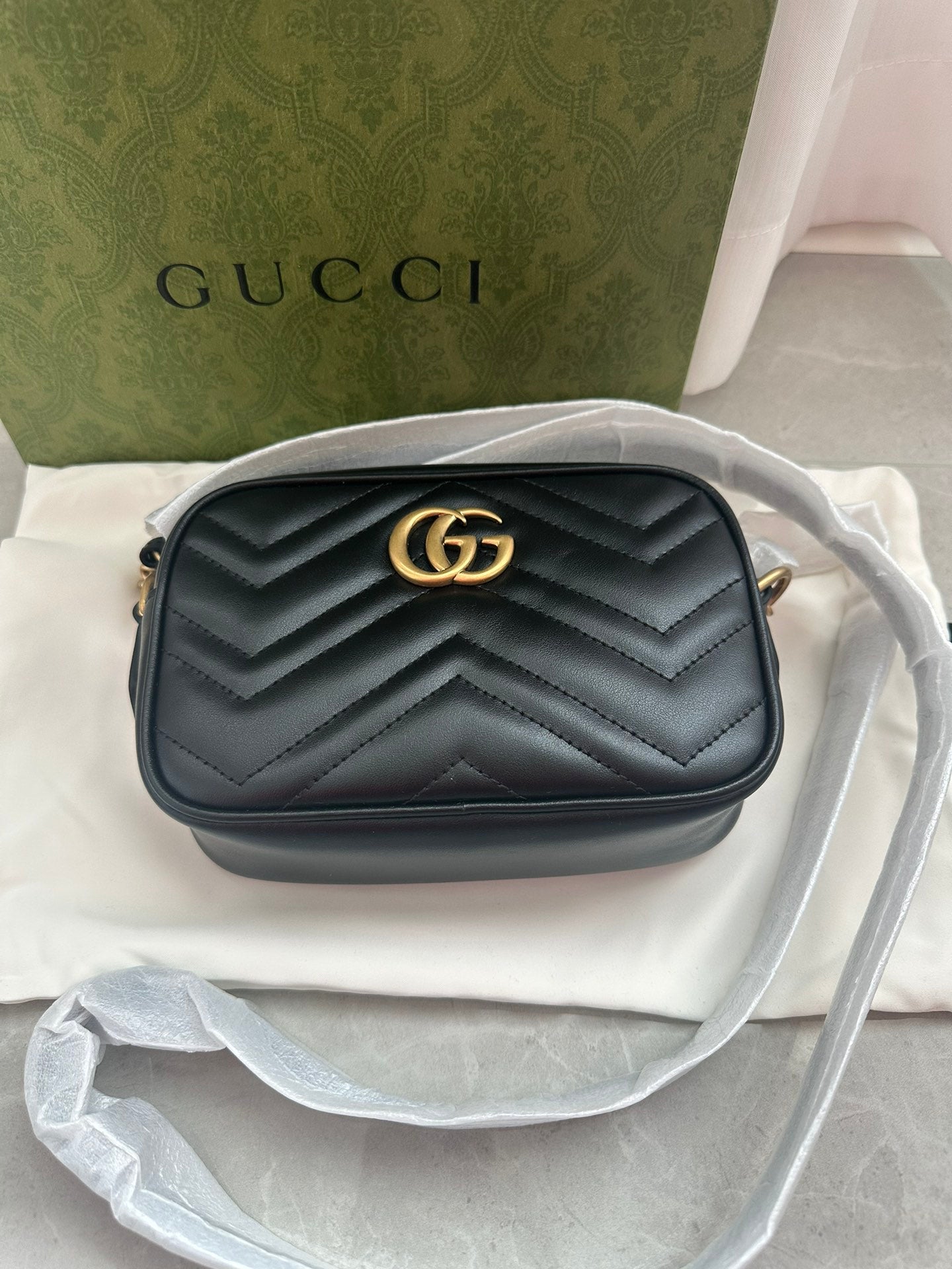 Gucci Marmont Black Camera Bag Classic Versatile Crossbody Bag