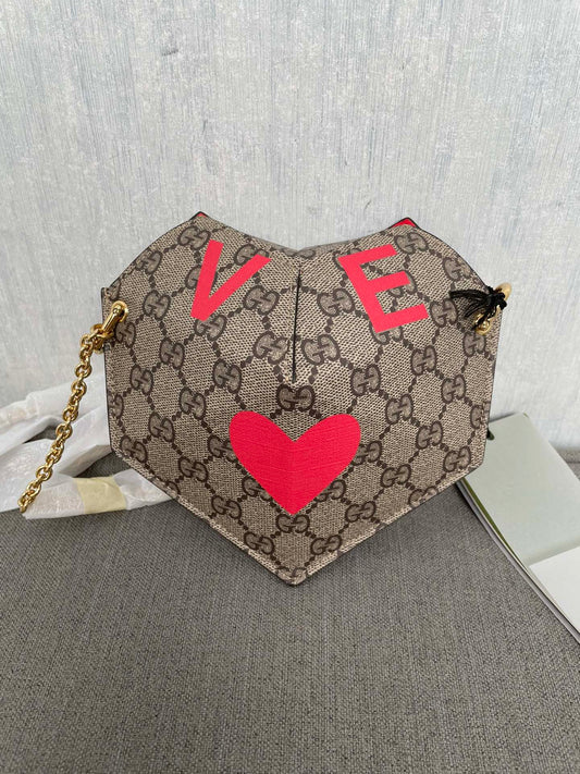 Gucci Love Printed Heart Shaped Chain Bag Shoulder Crossbody Bag