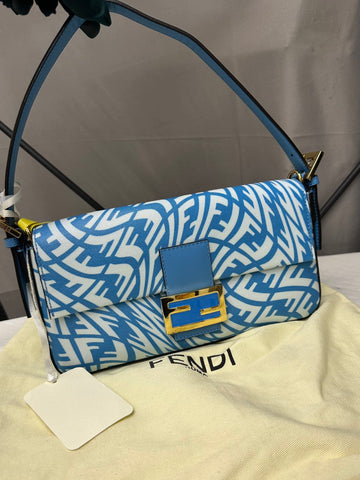 Fendi FF Baguette 1977 Metal Buckle Printed Shoulder Bag