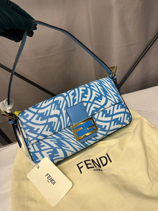 Fendi FF Baguette 1977 Metal Buckle Printed Shoulder Bag