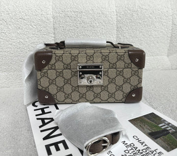 Gucci GG Supreme Printed Hard Box Handbag