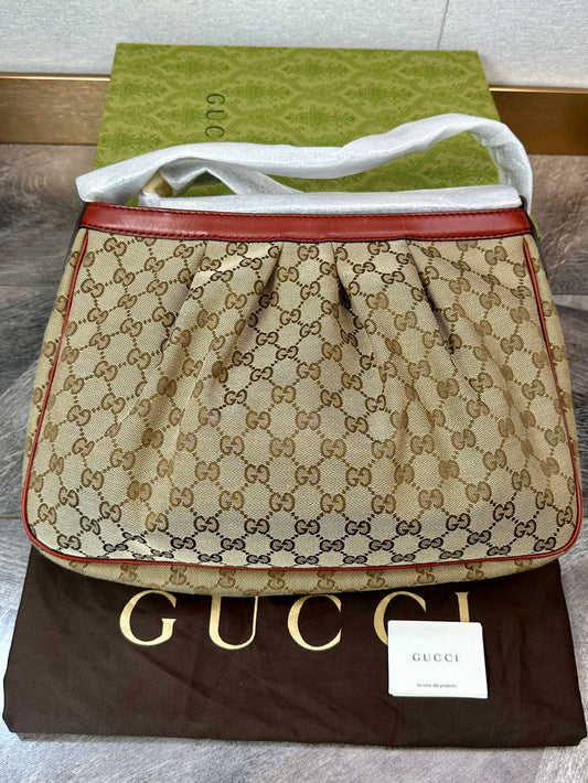 Gucci Supreme Sukey Shoulder Handbag