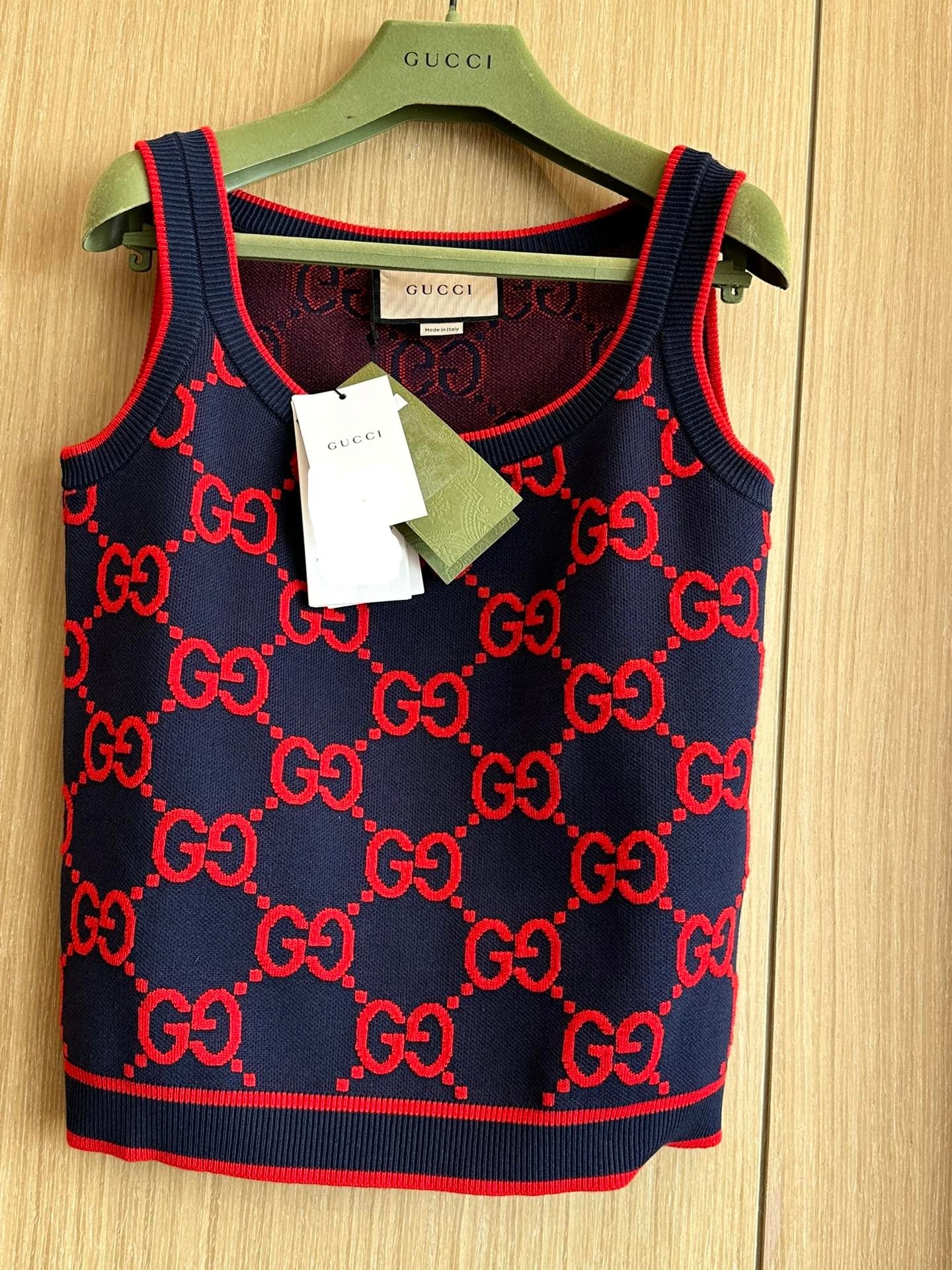 Gucci printed round neck sleeveless vest