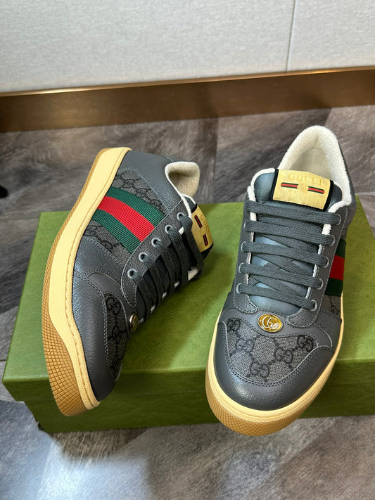 Gucci Supreme Low Cut Lace Up Sneakers EU42.5