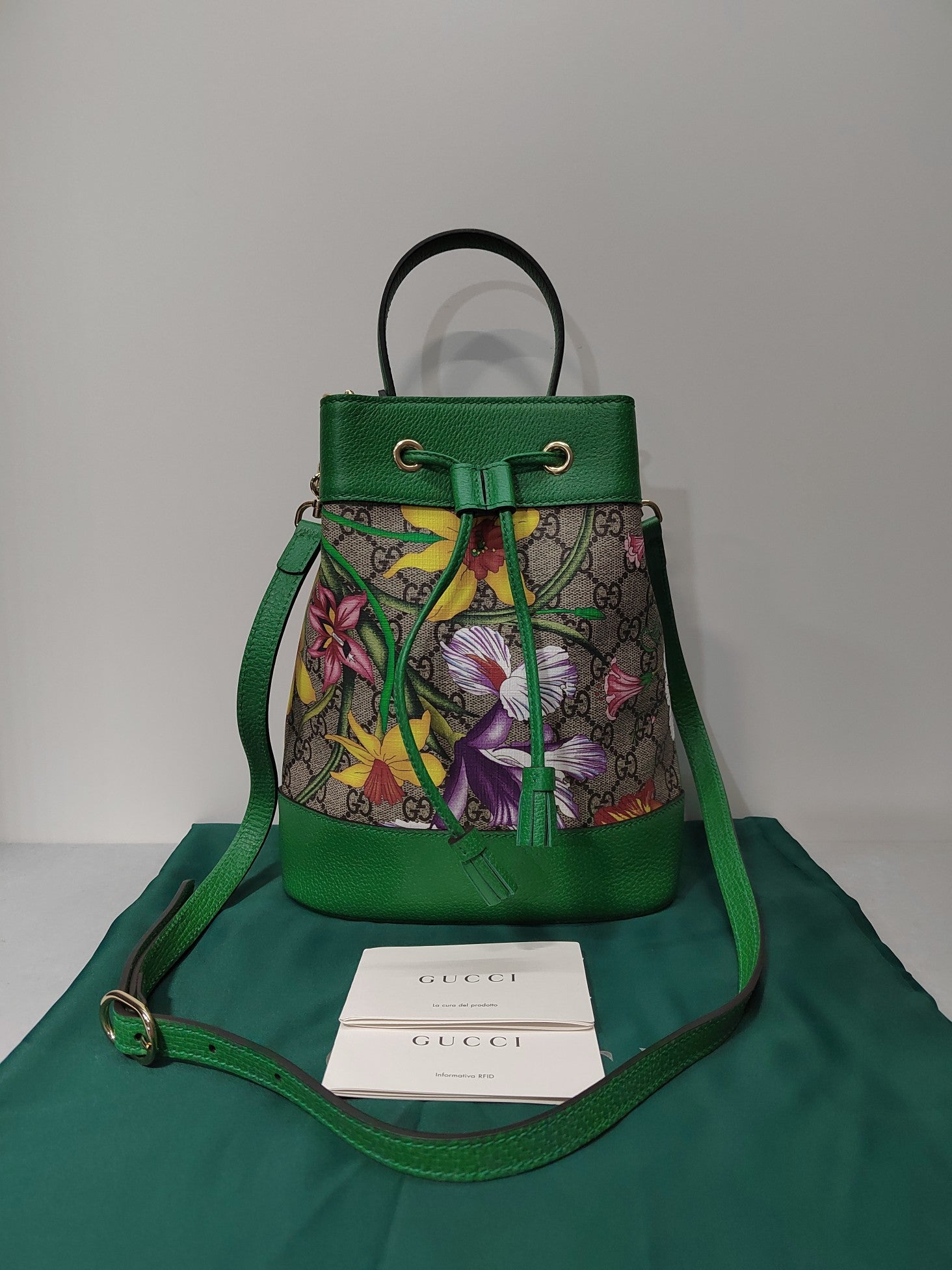 Gucci Ophidia Floral Print Bucket Bag Shoulder Bag