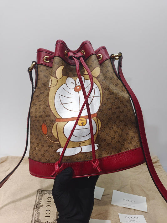 Gucci × Doraemon Co branded Bucket Bag Shoulder Bag Crossbody Bag