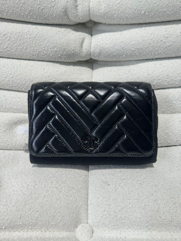 Chanel Black Quilted Chain Bag Shoulder Crossbody Bag