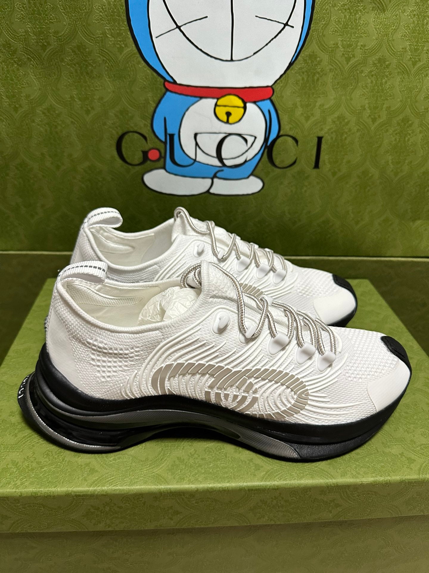 Gucci White Fabric Running Shoes