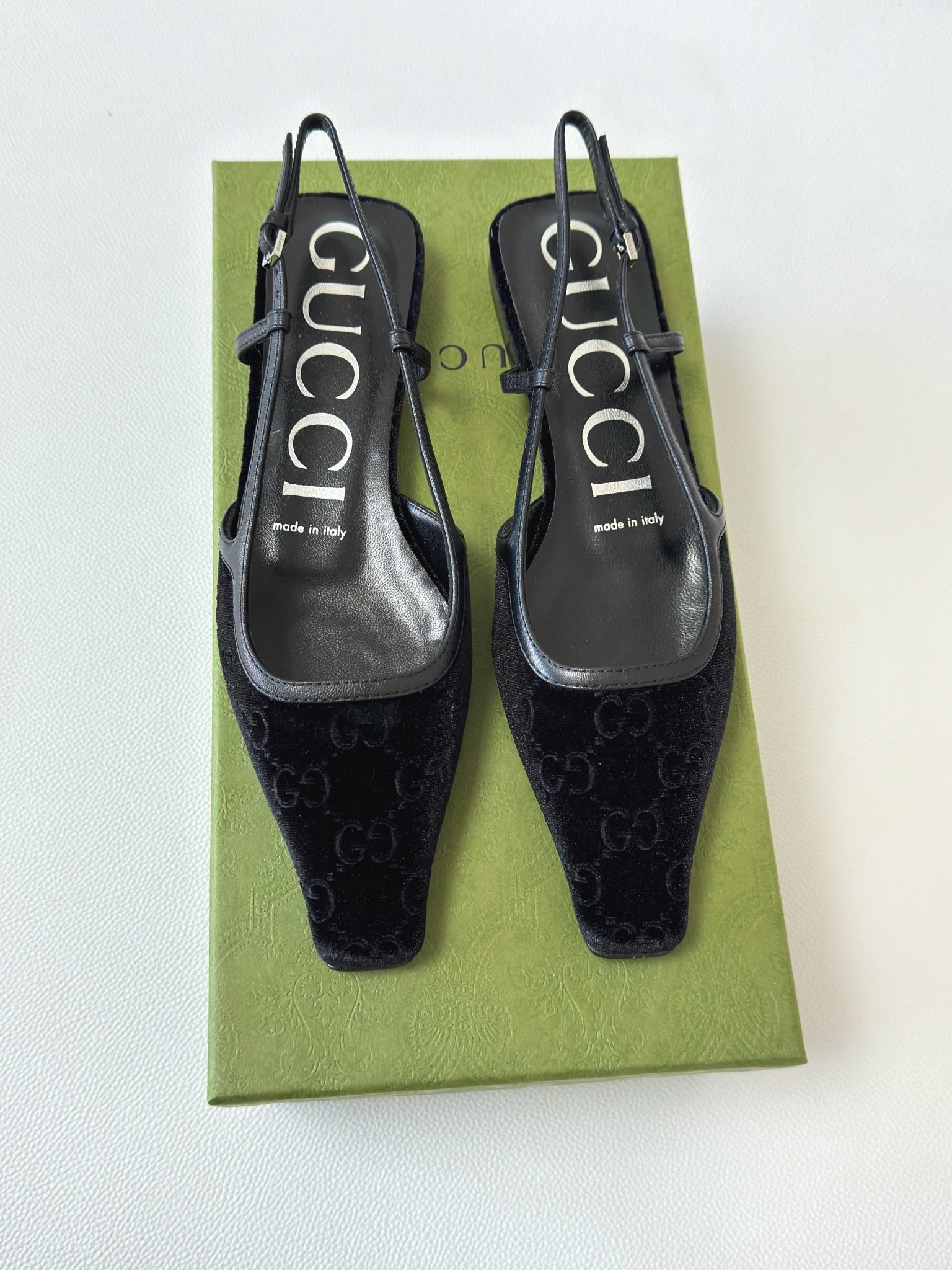 Gucci Black Suede Flat Shoes