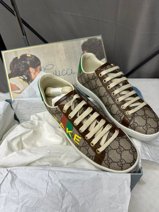 Gucci Supreme Letter Printed Board Shoes