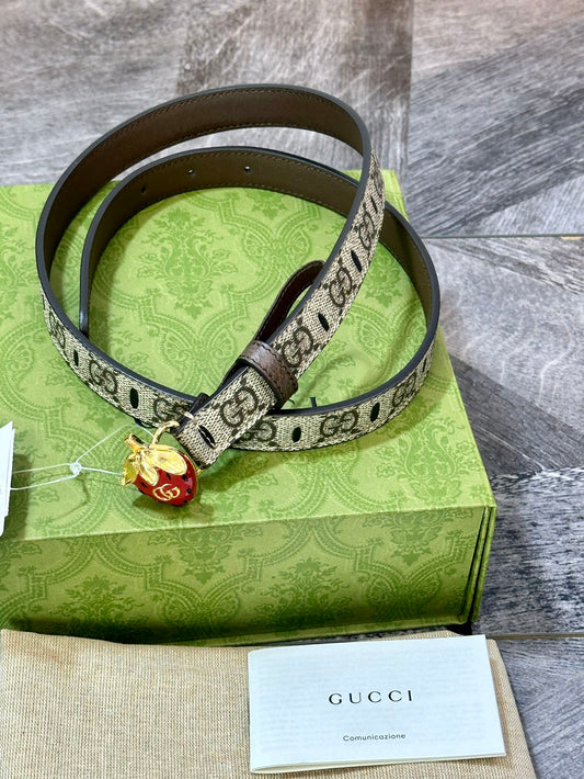 Gucci Strawberry GG Supreme Canvas Belt 80cm