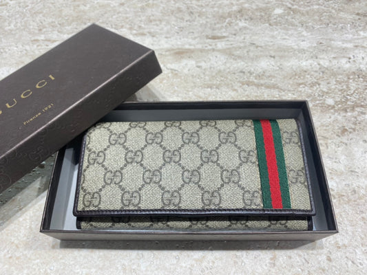 Gucci Gucci Classic Monogram Wallet Unisex