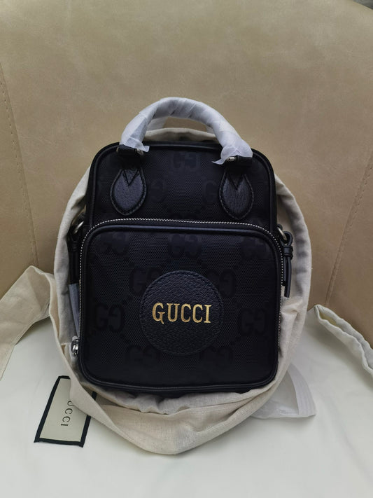 Gucci GG Logo Canvas Shoulder Bag Messenger Bag