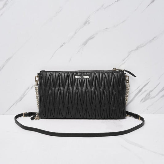 MIUMIU Matelasse Chain Leather Shoulder Bag Black